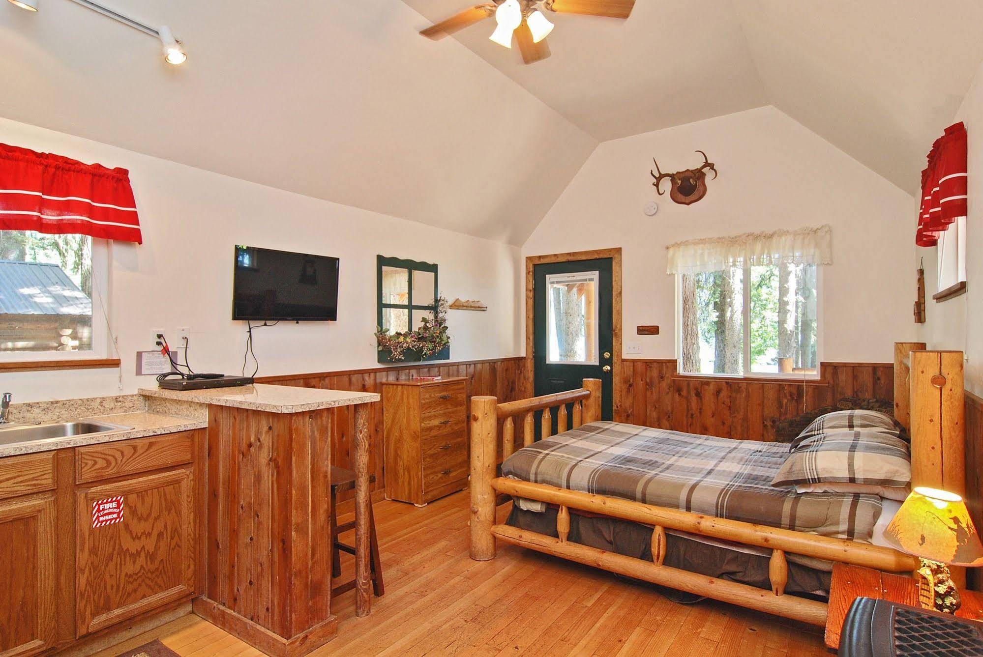 Shelter Cove Resort and Marina