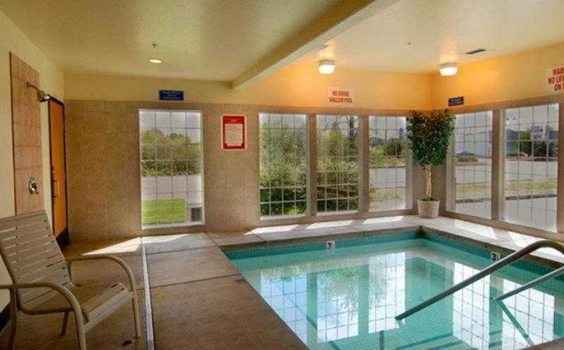 Best Western Dallas Inn & Suites