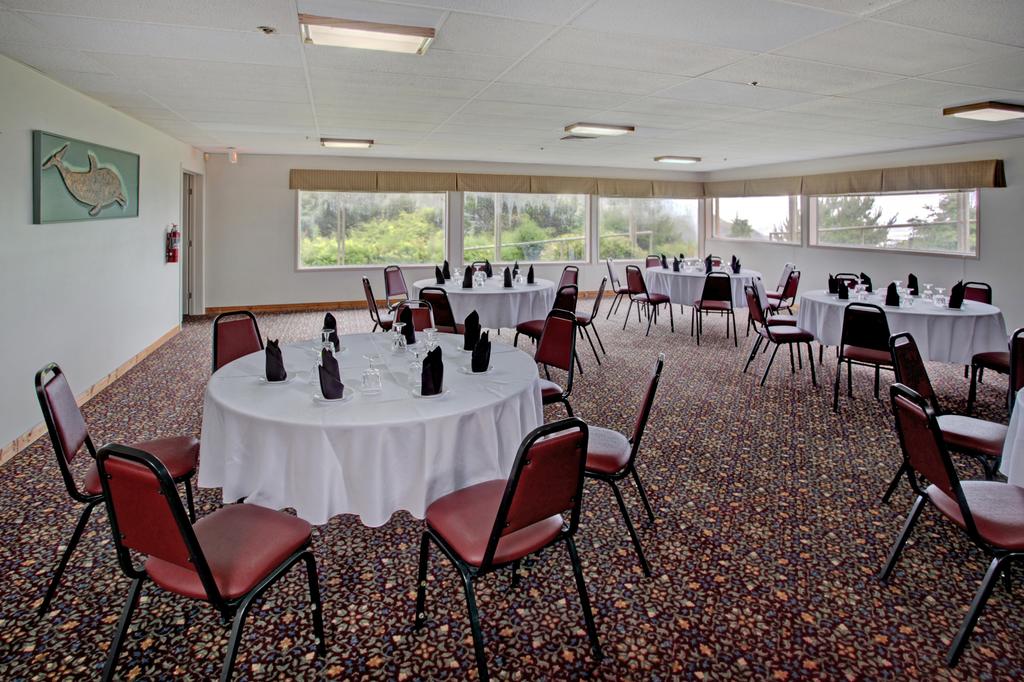 Clarion Inn Surfrider Resort