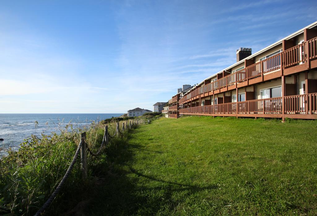 Clarion Inn Surfrider Resort