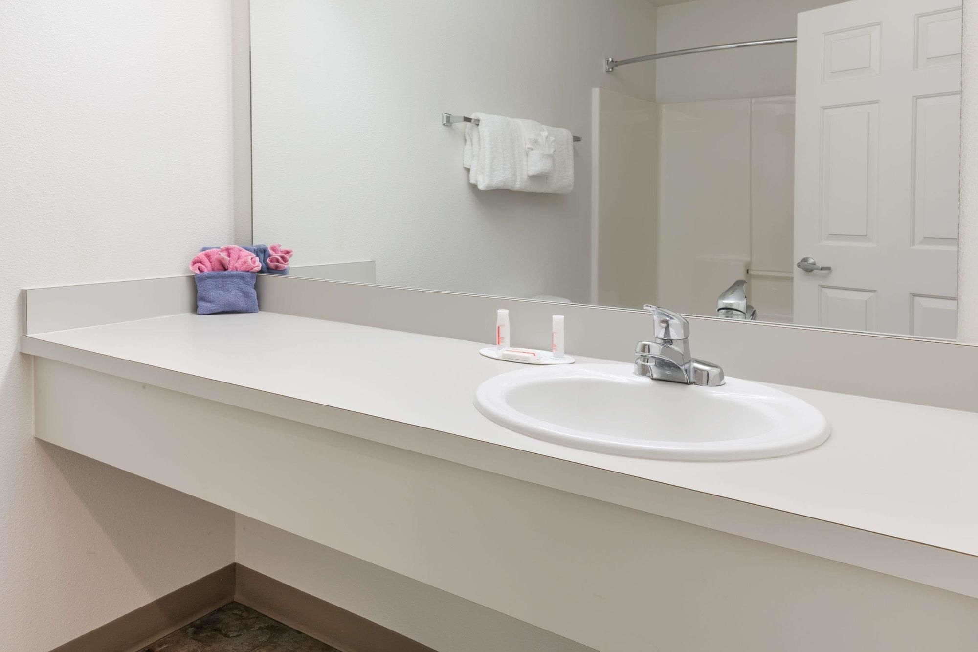 Travelodge by Wyndham Depoe Bay