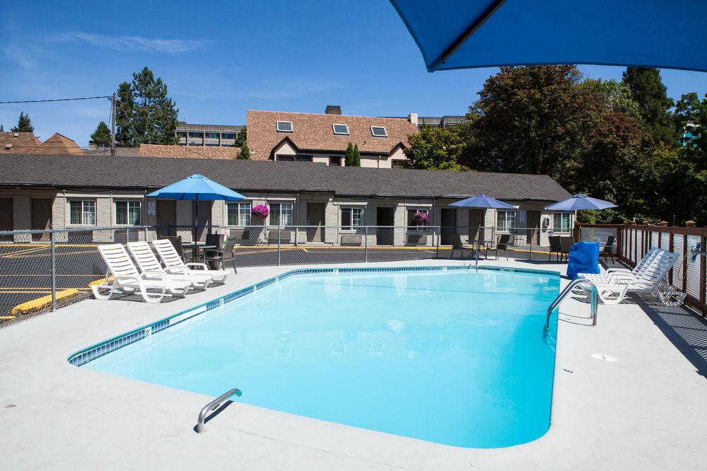 Union on Broadway Apartments