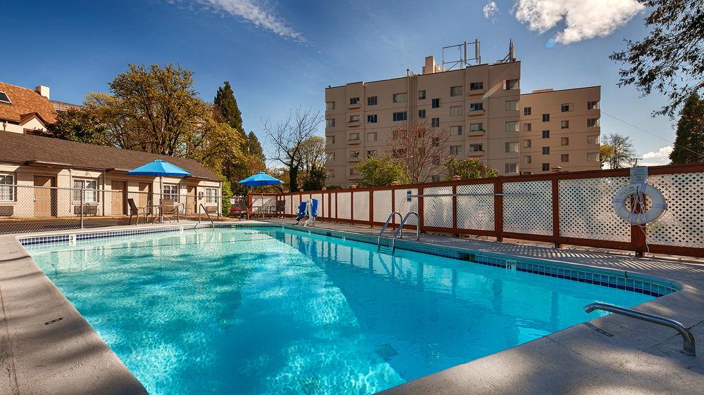 Union on Broadway Apartments