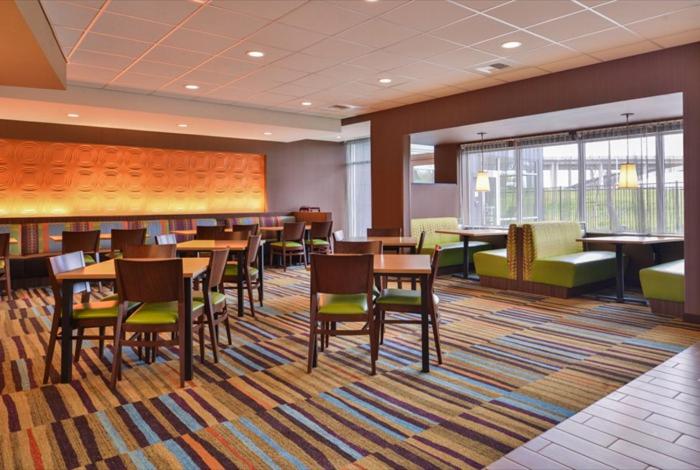 Fairfield Inn & Suites by Marriott Eugene East/Springfield