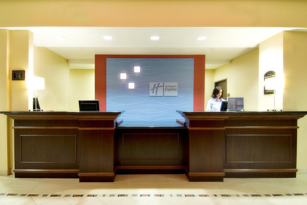 Holiday Inn Express Hotel & Suites Eugene Downtown University