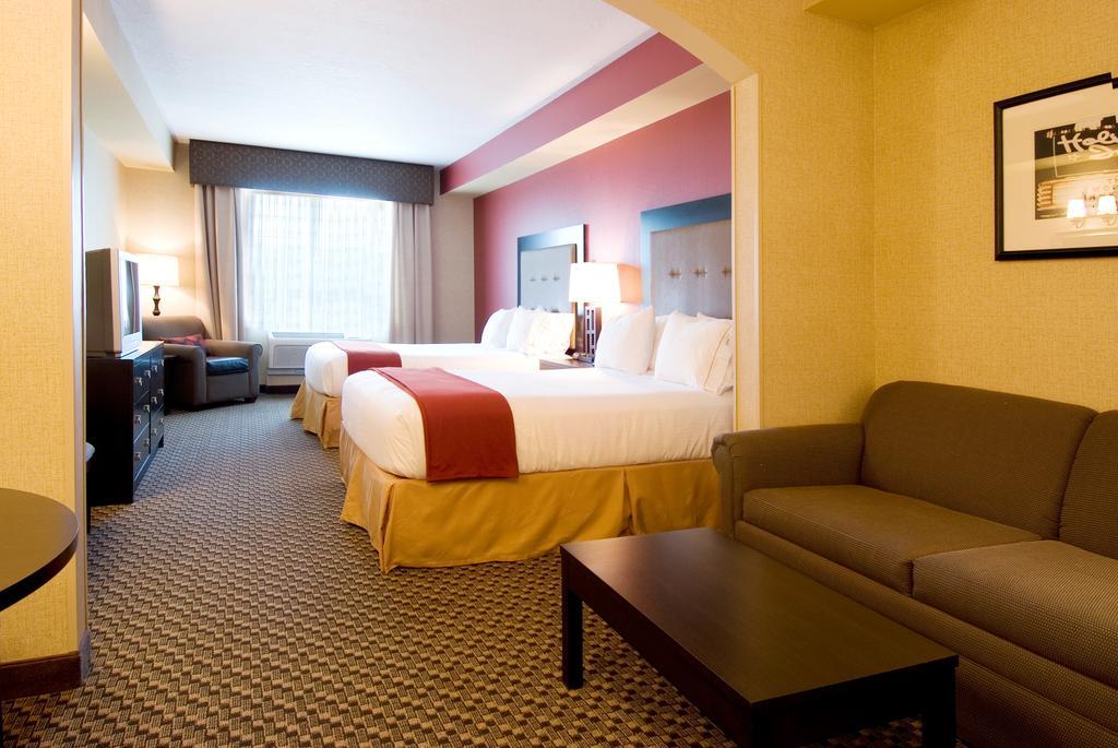 Holiday Inn Express Hotel & Suites Eugene Downtown University