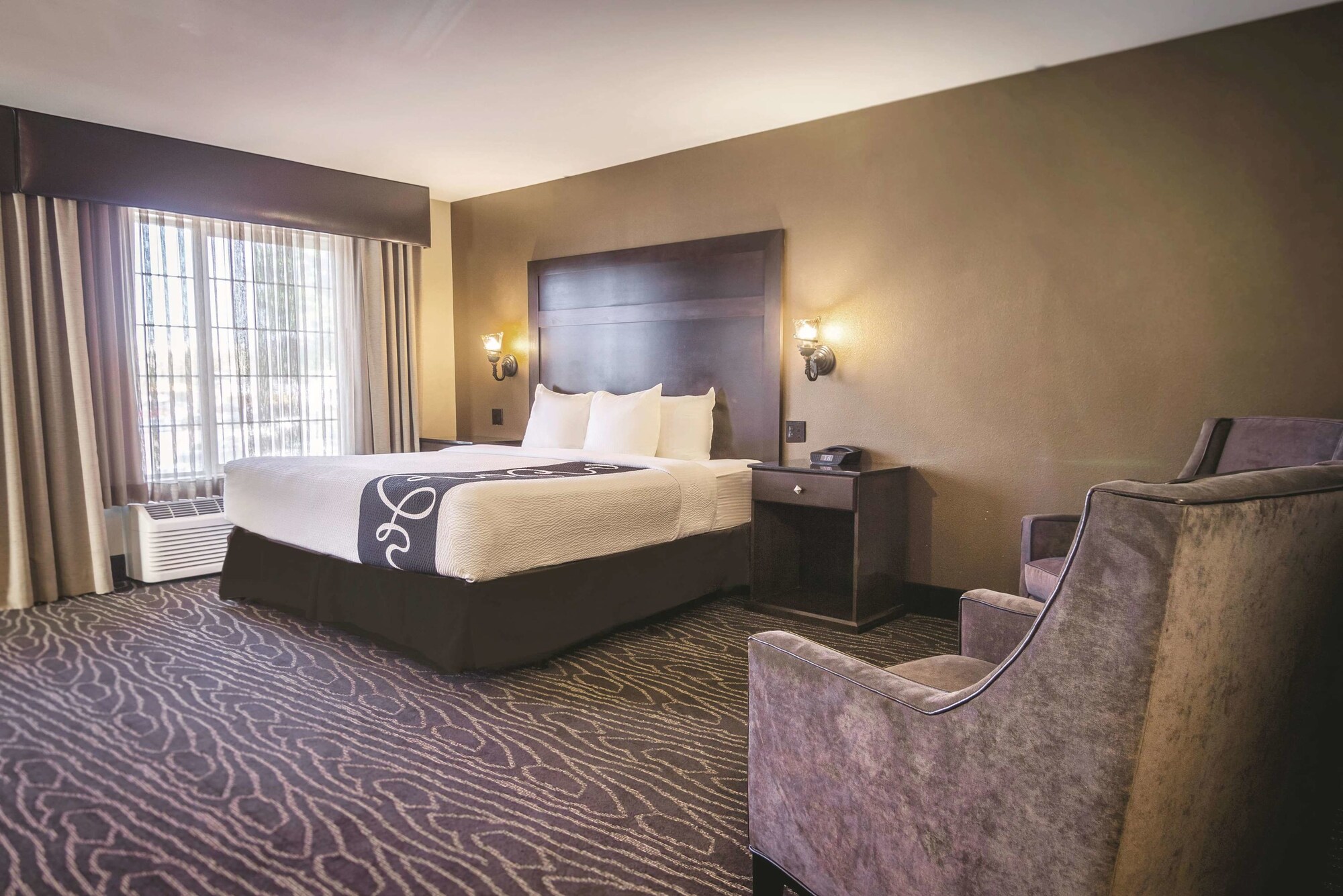 La Quinta Inn & Suites by Wyndham Eugene