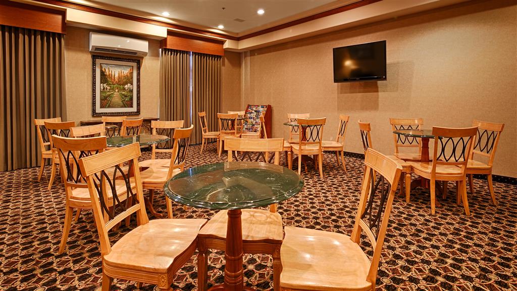 Best Western University Inn & Suites