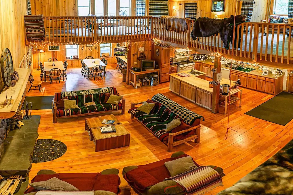 Sun Mountain Ranch BunkHouse