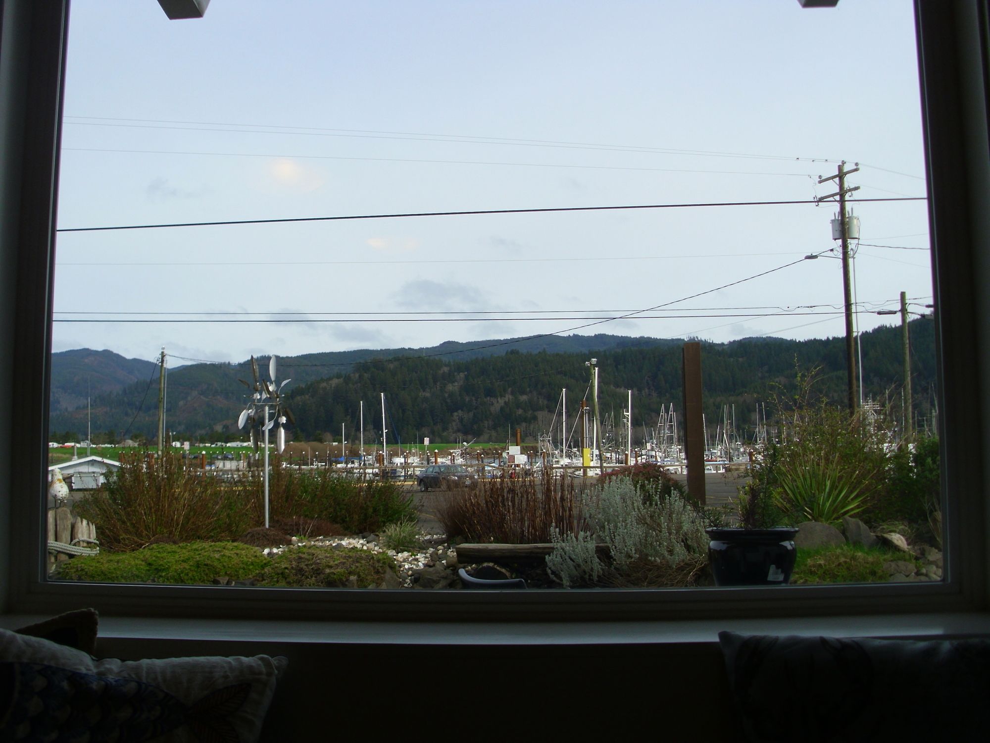 Harborview Inn & RV Park