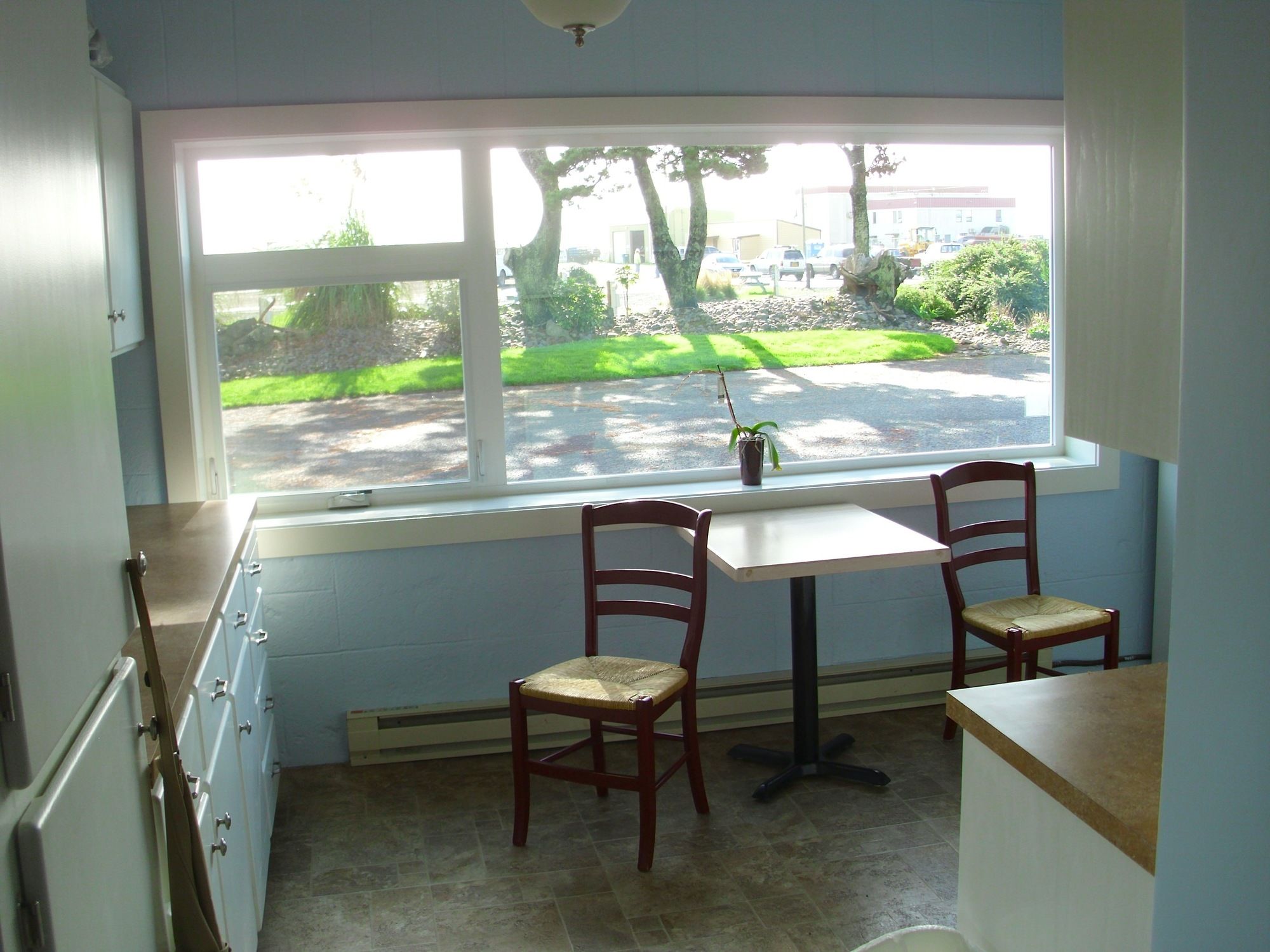 Harborview Inn & RV Park