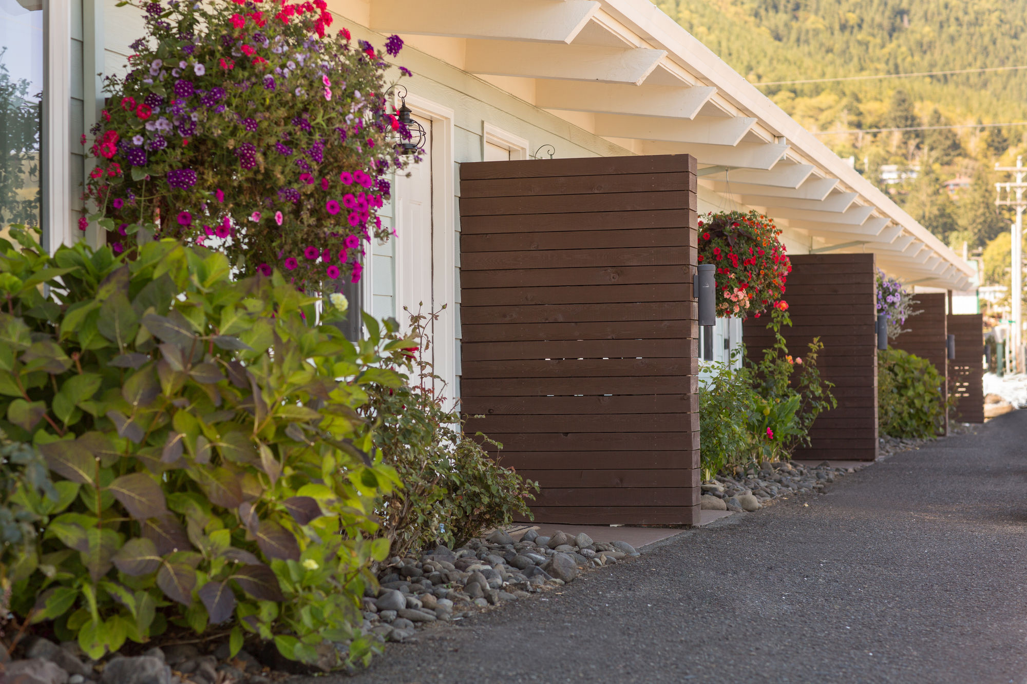 Harborview Inn & RV Park