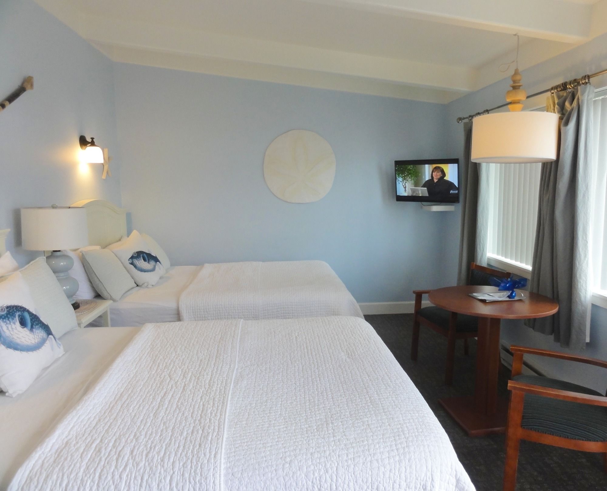 Harborview Inn & RV Park