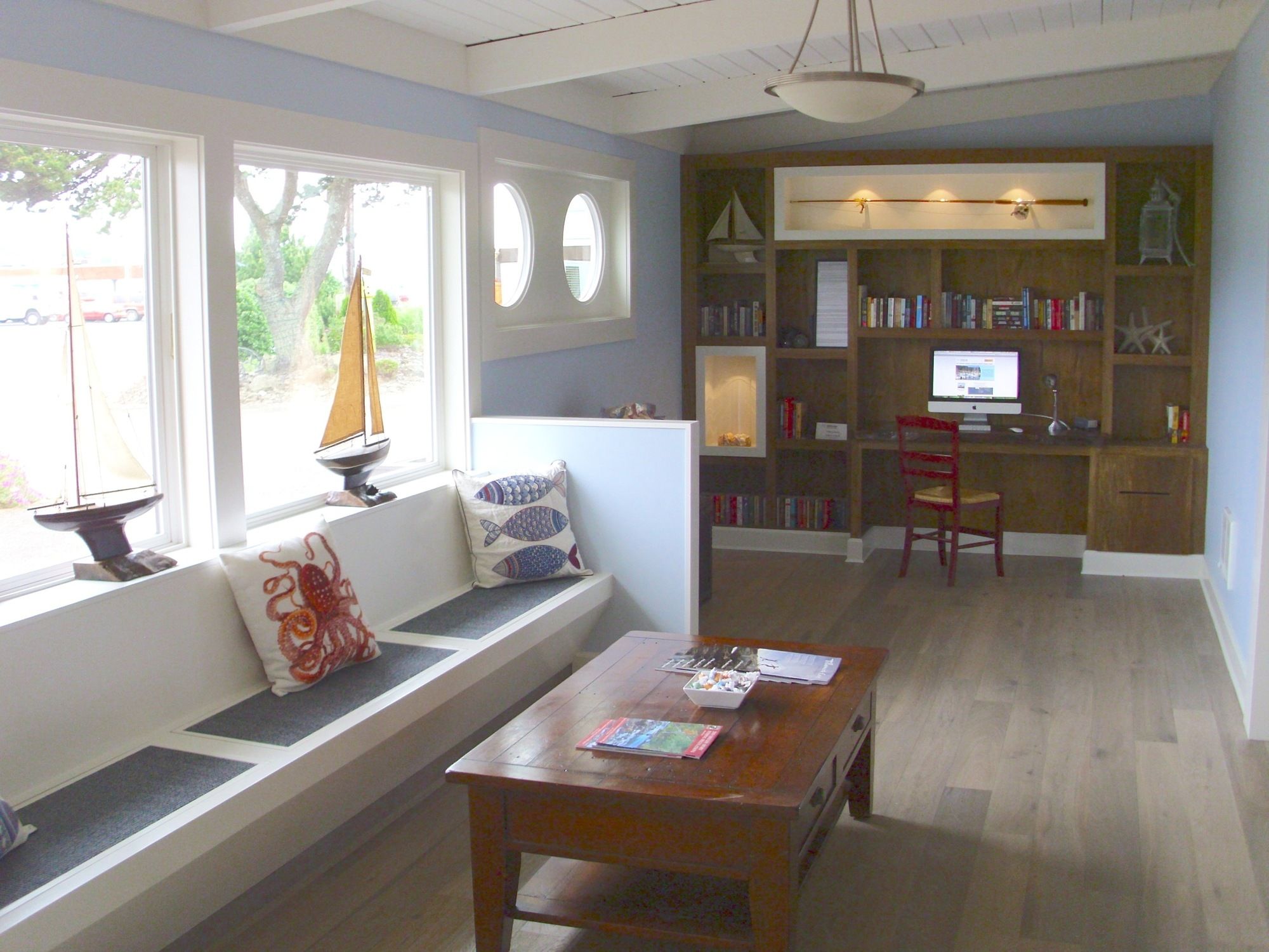 Harborview Inn & RV Park