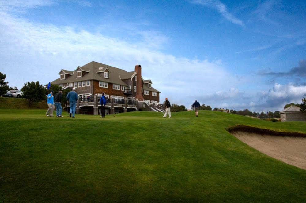 McMenamins Gearhart Hotel