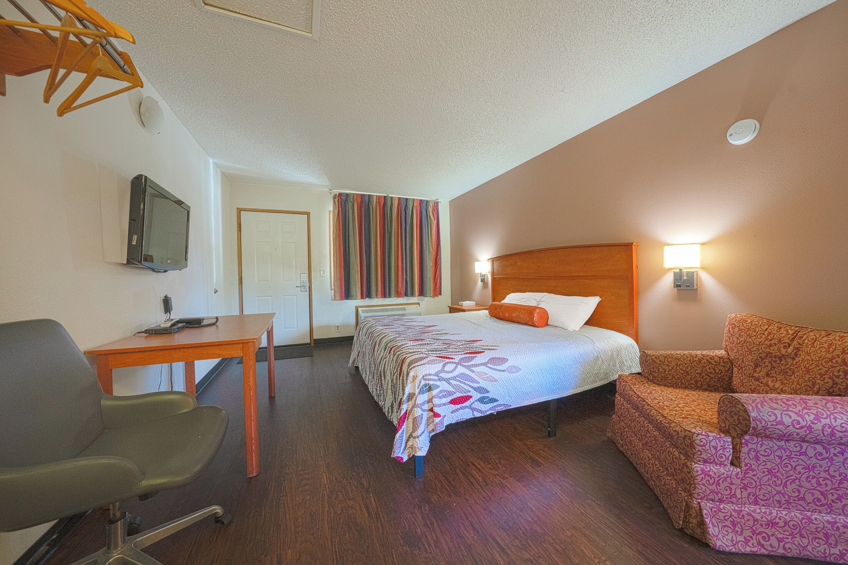 Budget Inn Gladstone By OYO - Portland/Clackamas