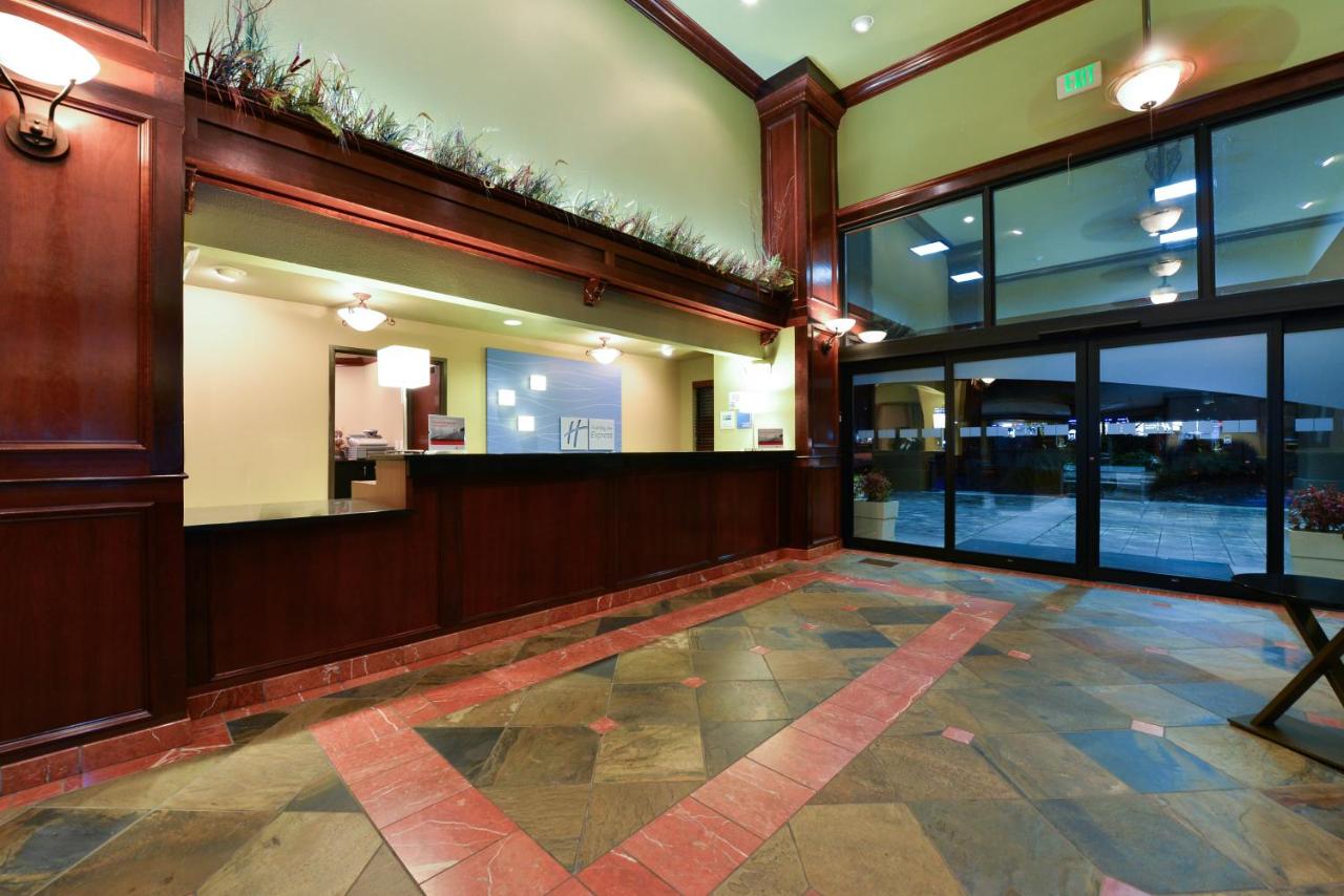 Holiday Inn Express Portland SE - Clackamas Area