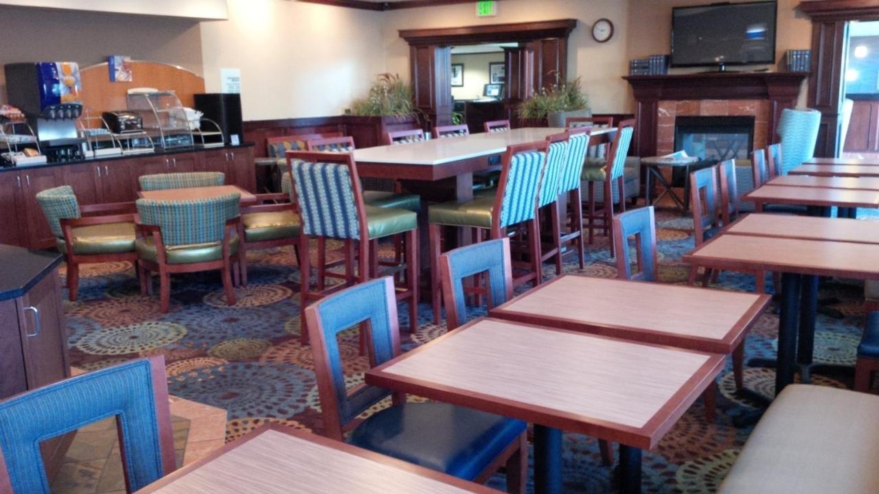 Holiday Inn Express Portland SE - Clackamas Area