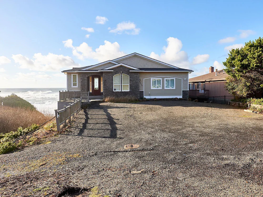 Admiral's Beach Retreat