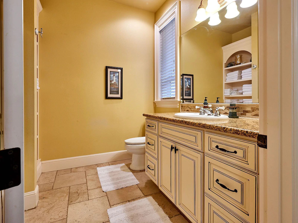 Admiral's Beach Retreat