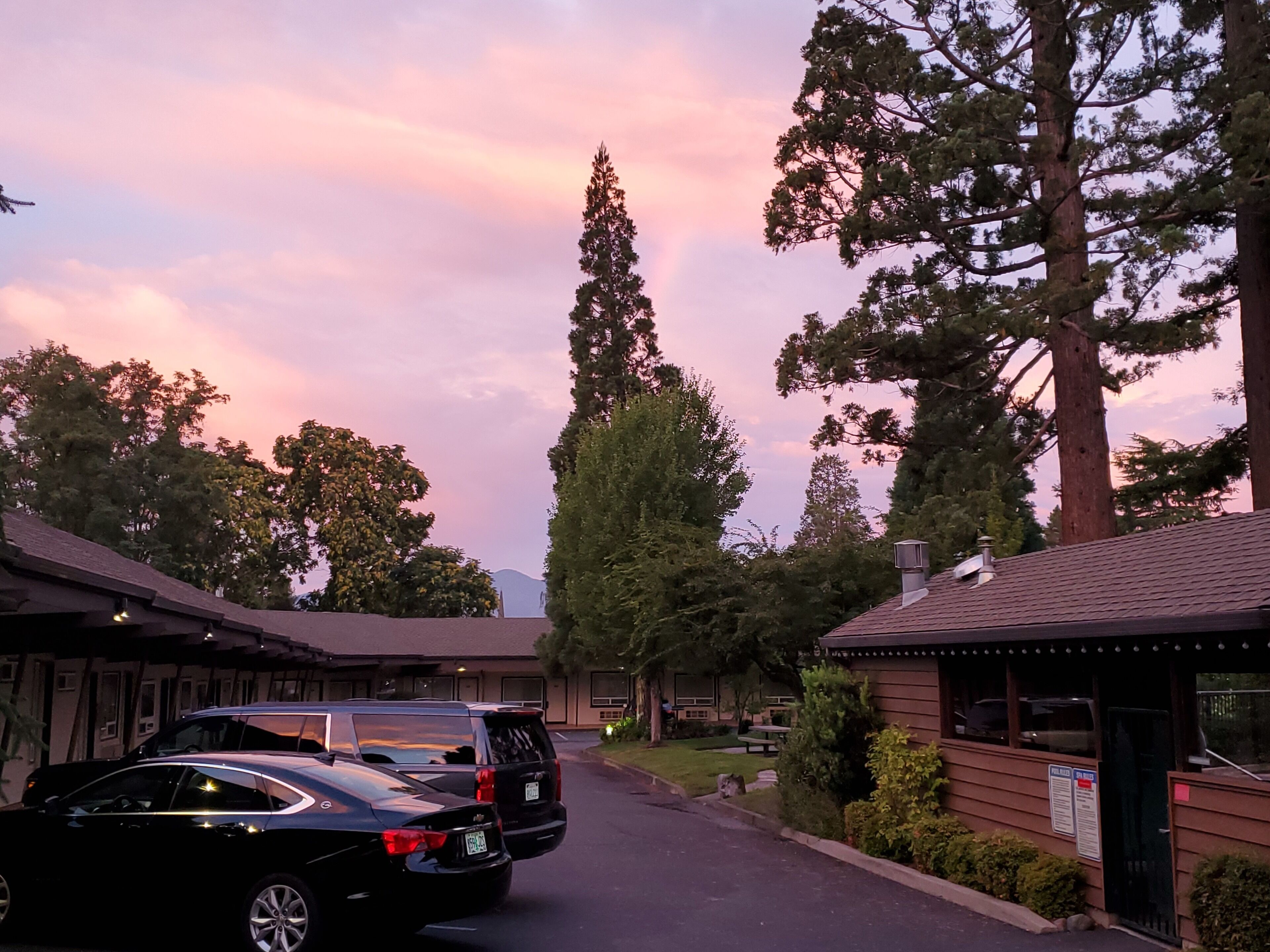 Redwood Hyperion Suites