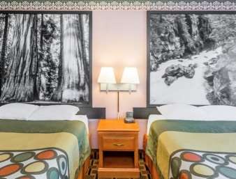 Super 8 by Wyndham Grants Pass