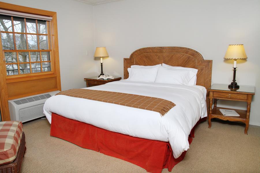 The Lodge at Riverside