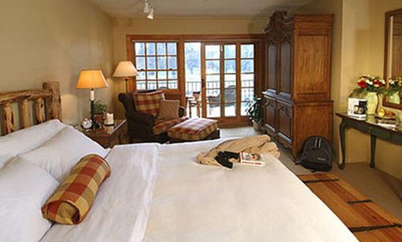 The Lodge at Riverside