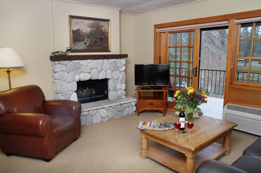 The Lodge at Riverside