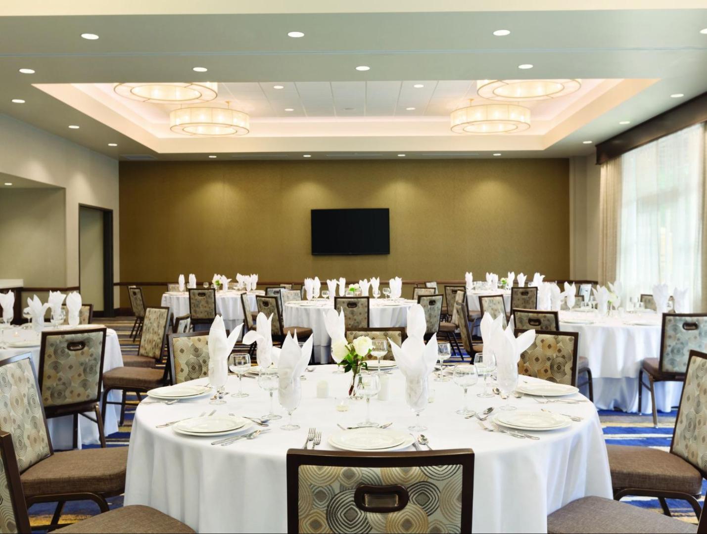 Embassy Suites by Hilton Portland Hillsboro, Oregon