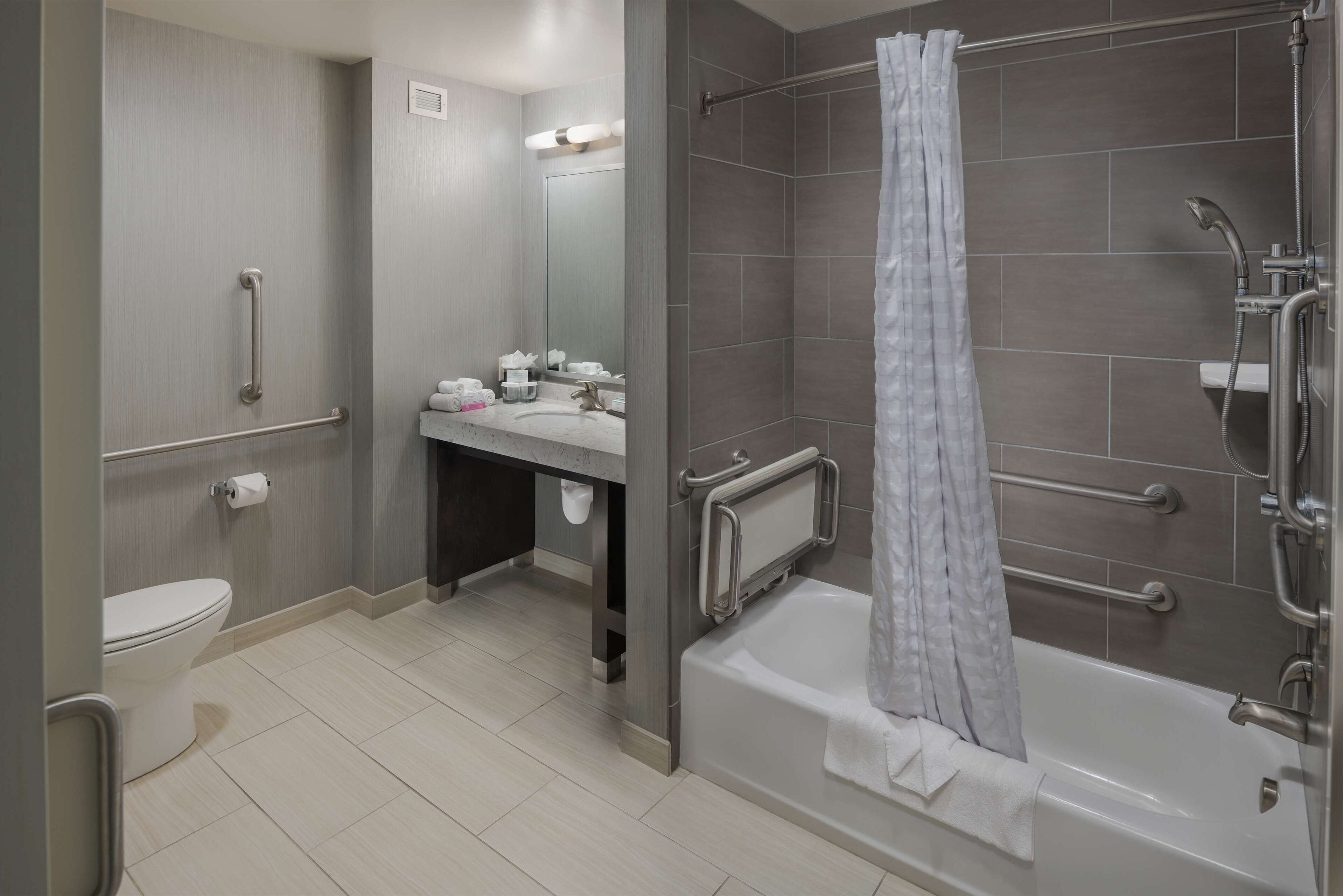 Embassy Suites by Hilton Portland Hillsboro, Oregon