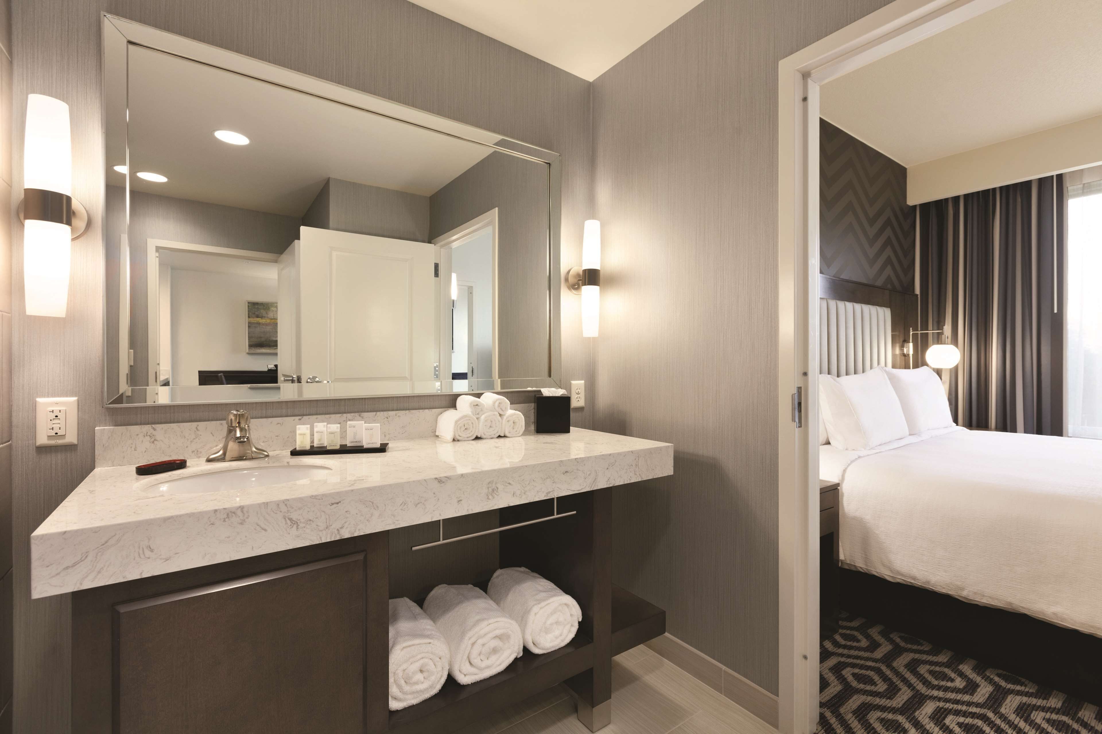 Embassy Suites by Hilton Portland Hillsboro, Oregon