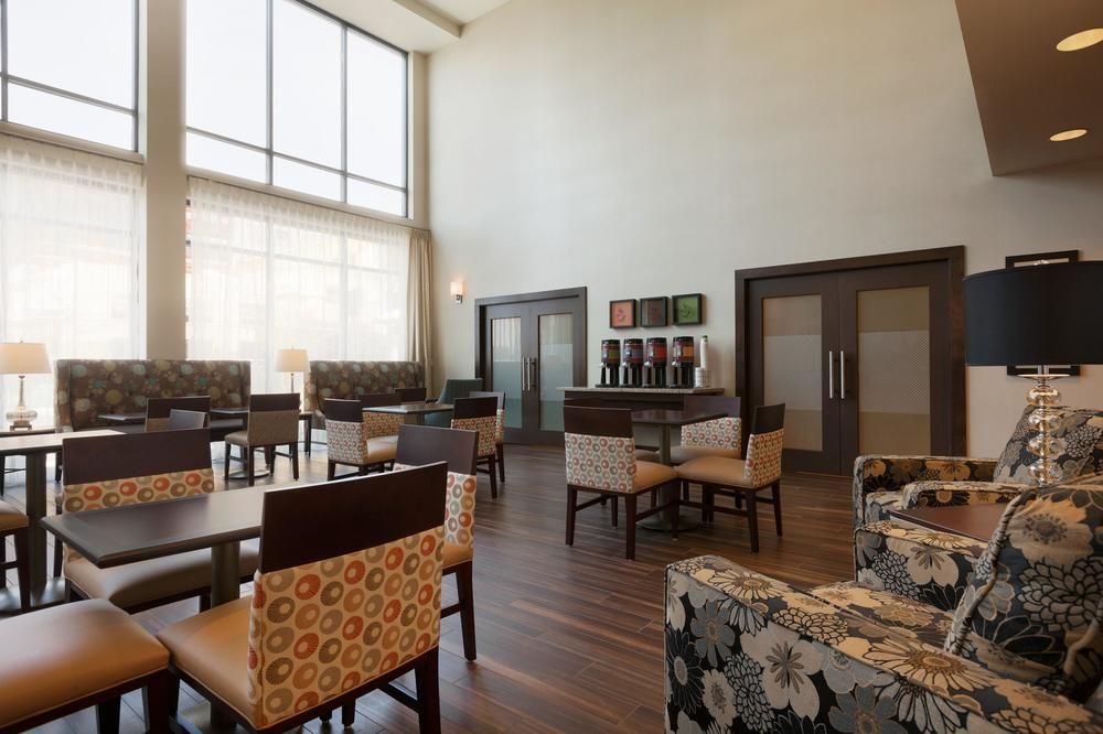 Hampton Inn & Suites Portland/Hillsboro-Evergreen Park
