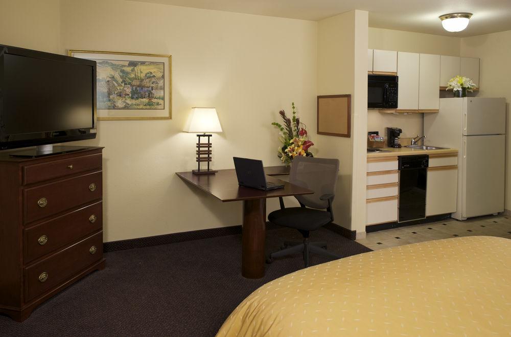 Larkspur Landing Extended Stay Suites Hillsboro