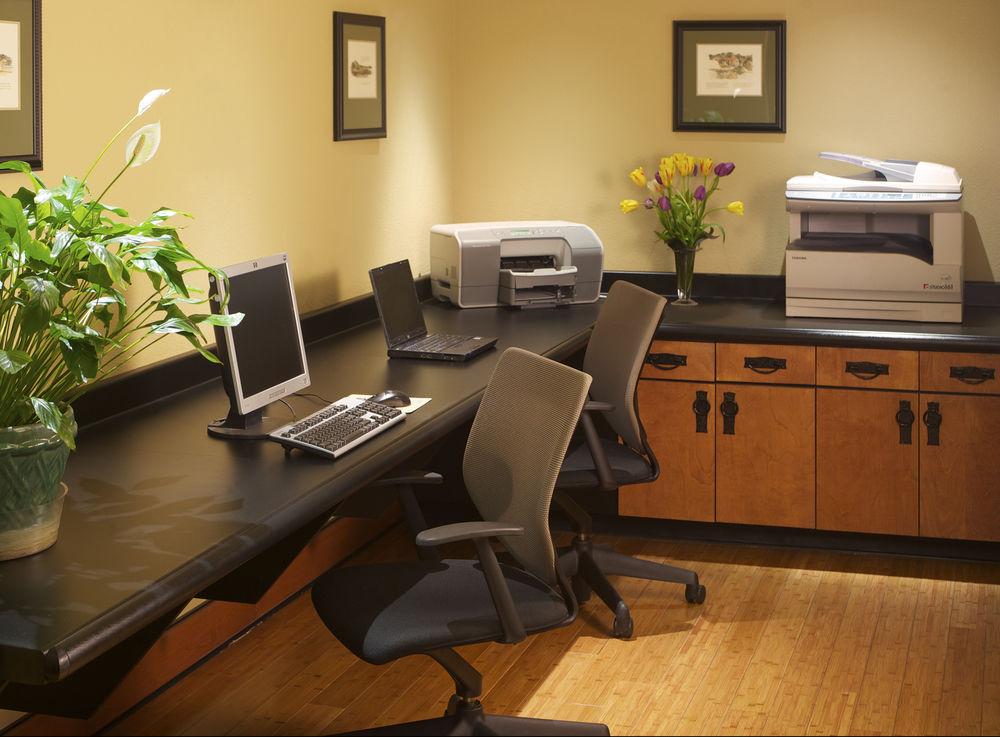 Larkspur Landing Extended Stay Suites Hillsboro