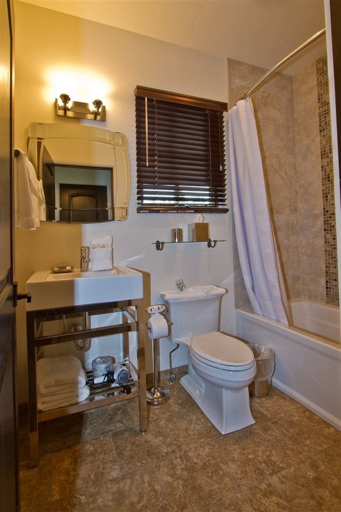 Columbia Cliff Villas Hood River