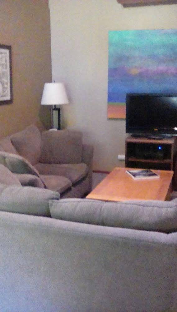 River Vista Vacation Homes