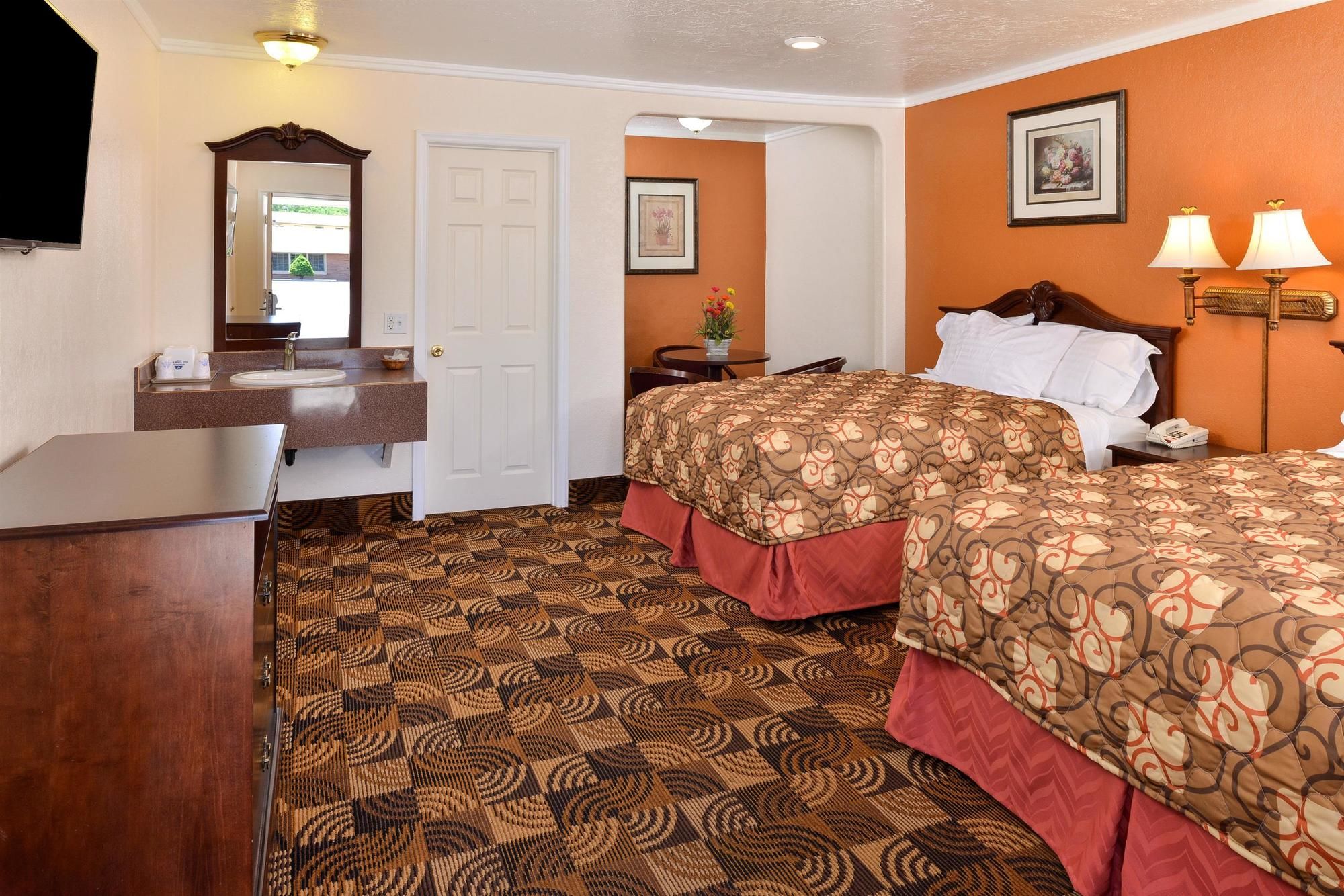 Americas Best Value Inn & Suites- Klamath Falls