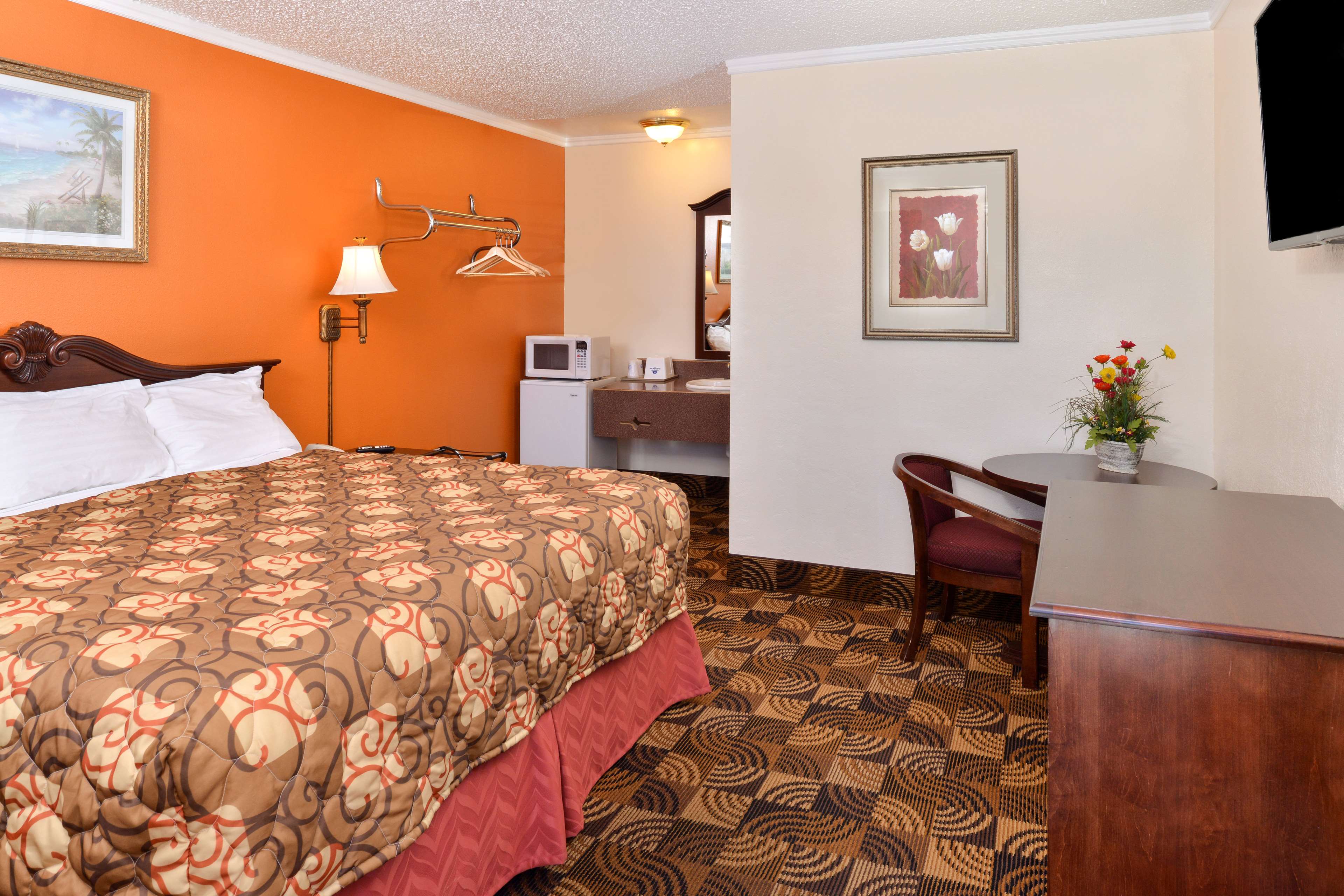 Americas Best Value Inn & Suites- Klamath Falls
