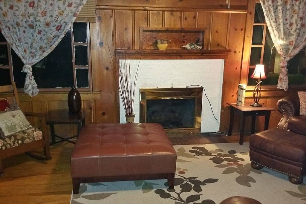 Historic Smarthouse Charming Comfy King