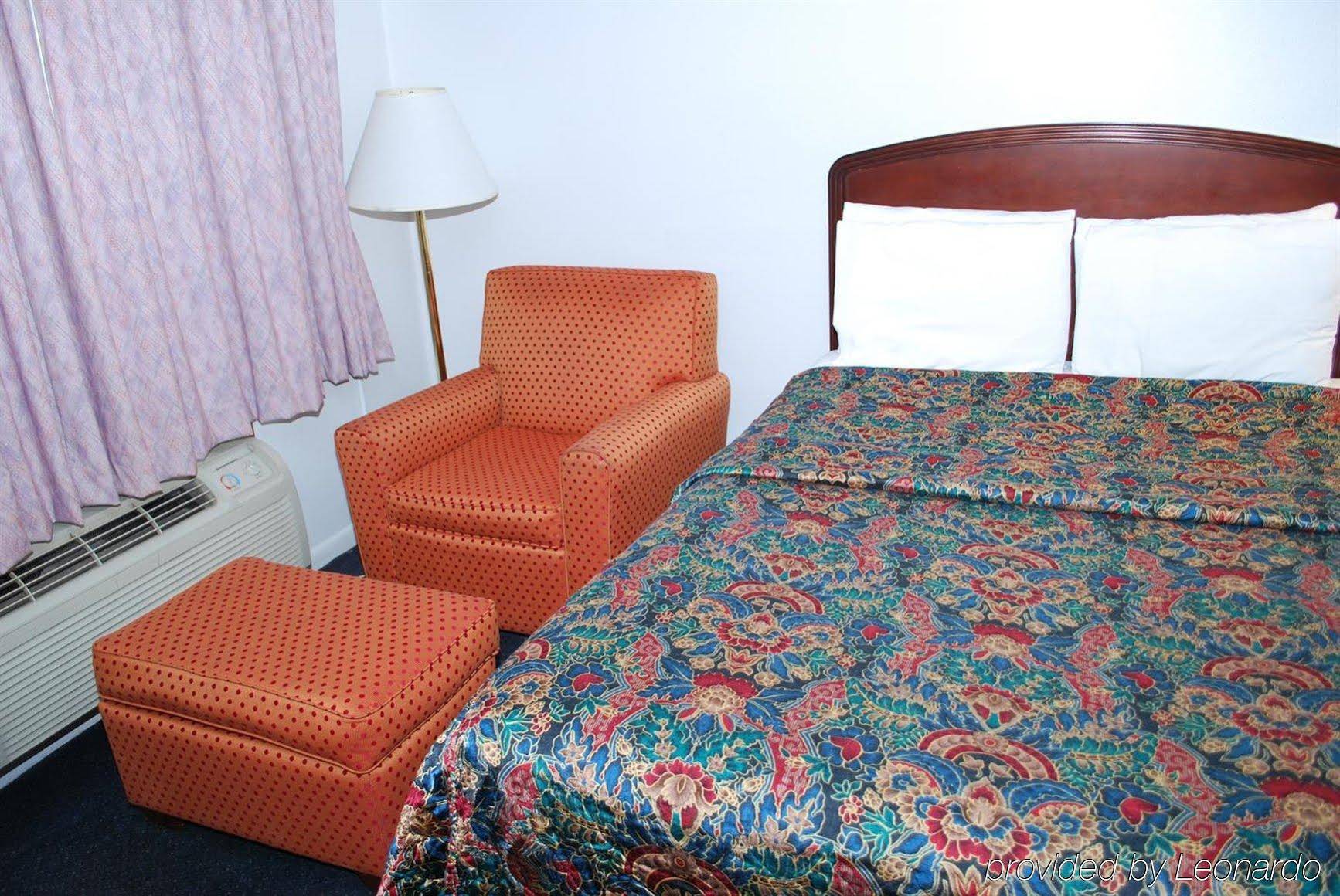 Majestic Inn and Suites