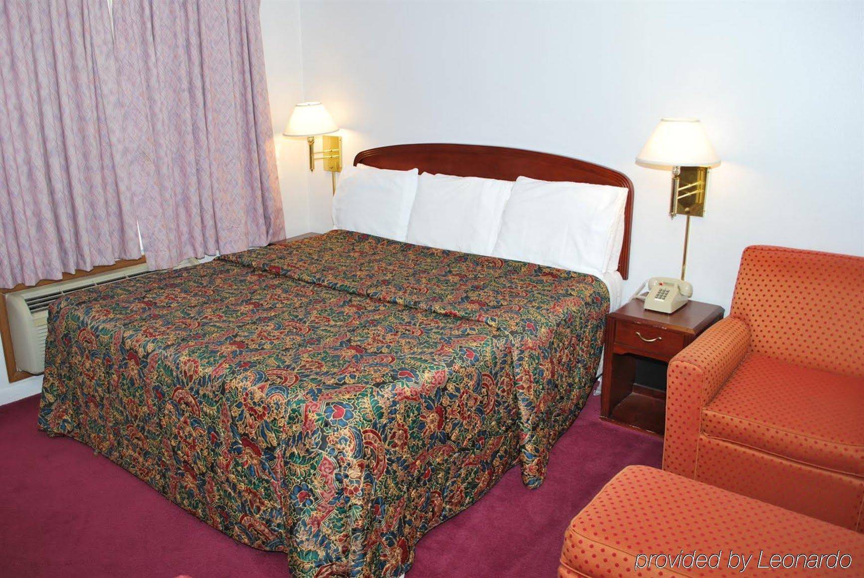 Majestic Inn and Suites