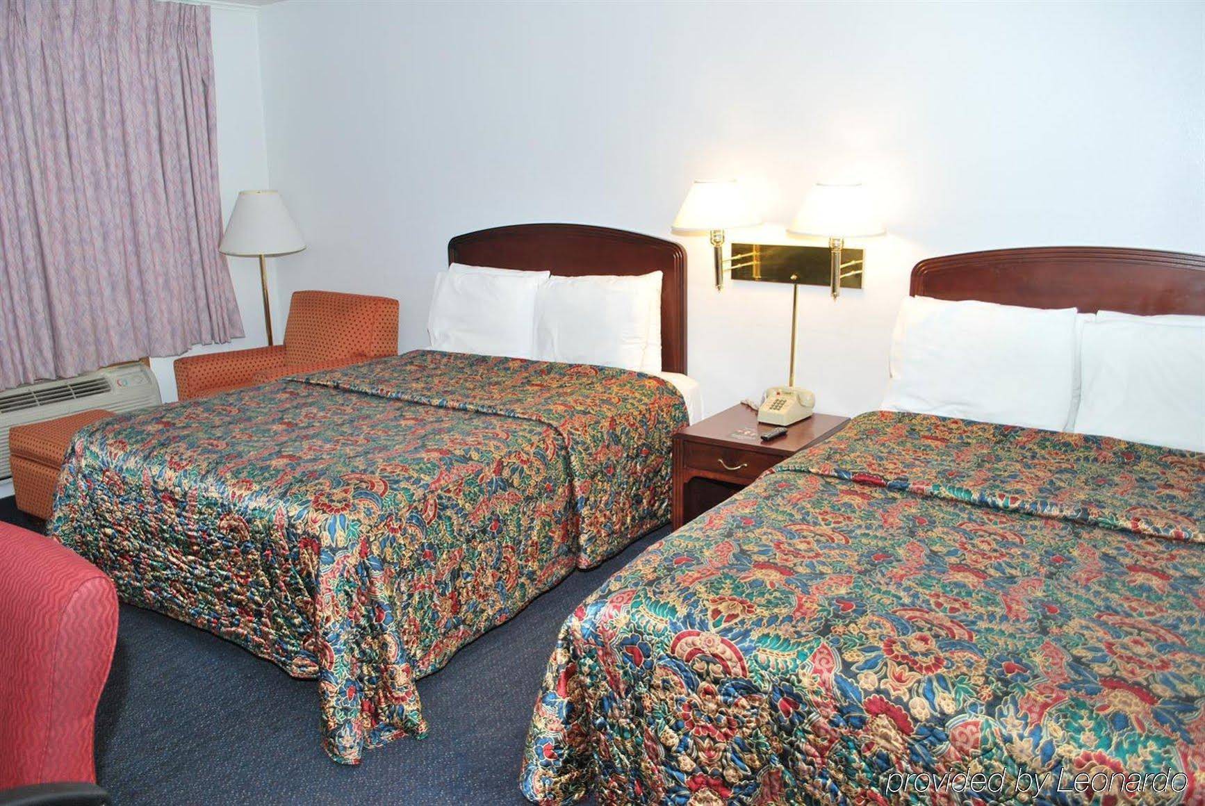 Majestic Inn and Suites