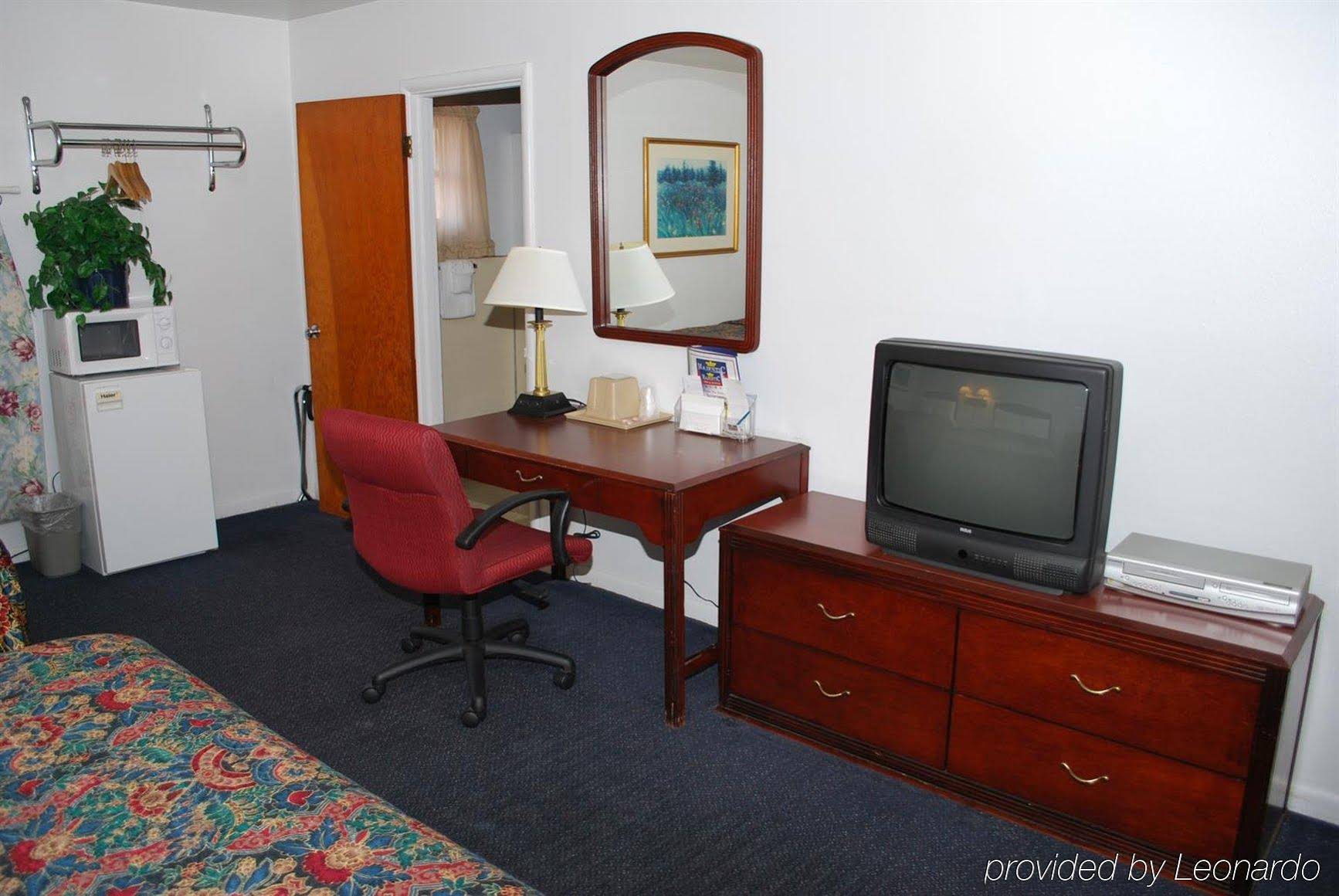 Majestic Inn and Suites