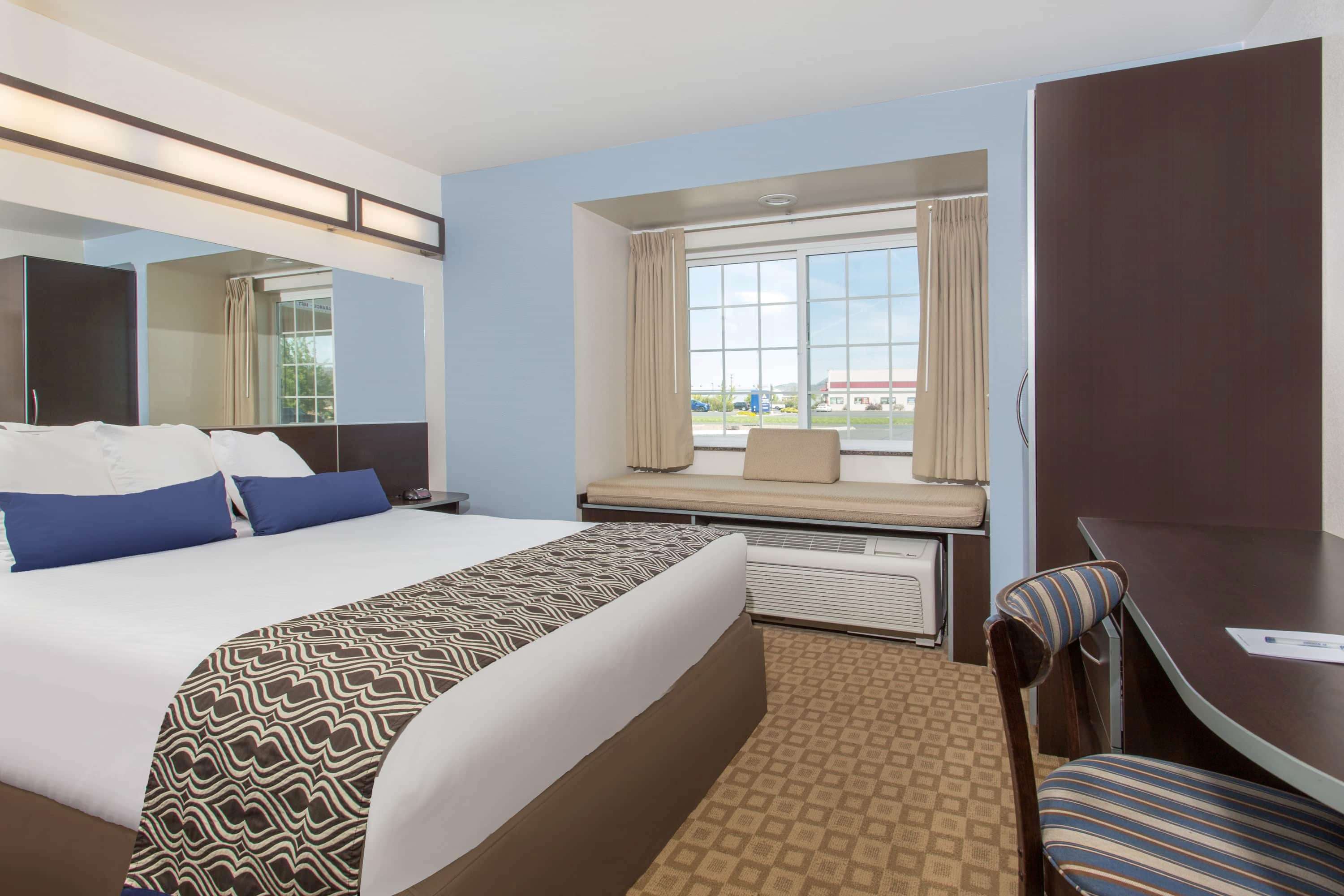 Microtel Inn & Suites by Wyndham Klamath Falls