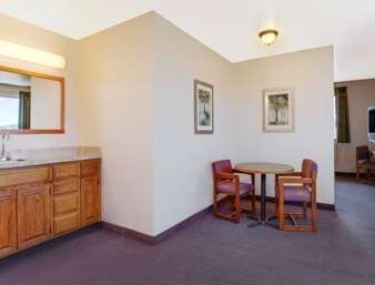 Super 8 by Wyndham Klamath Falls