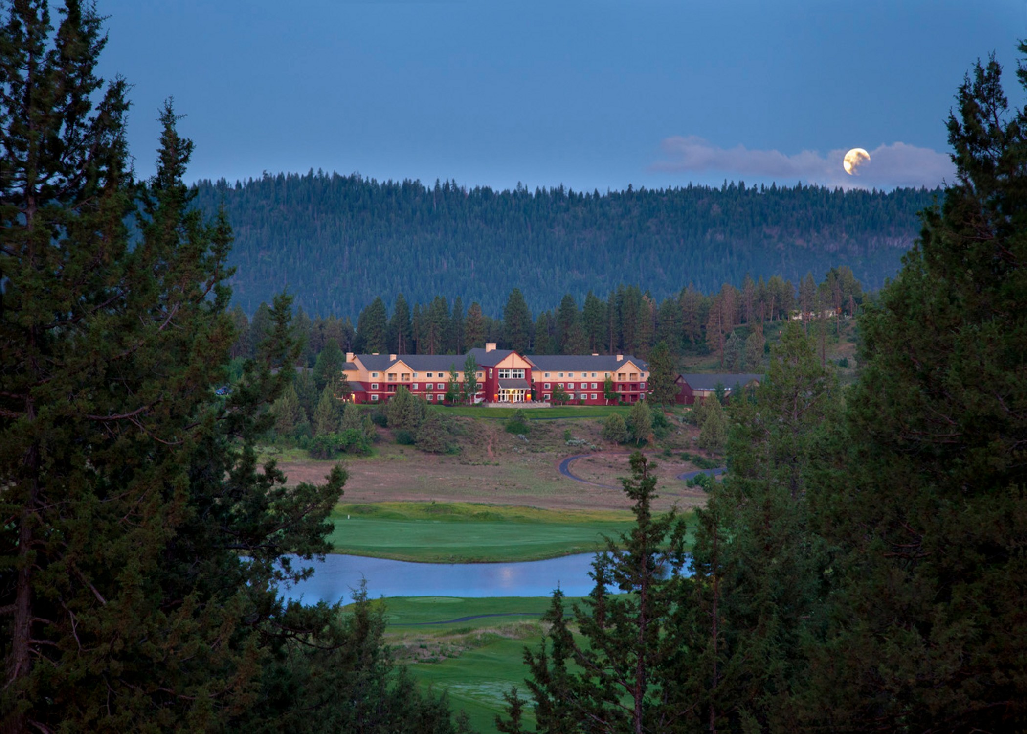 Running Y Resort - The Lodge