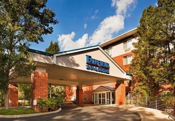 Fairfield Inn and Suites by Marriott Lake Oswego