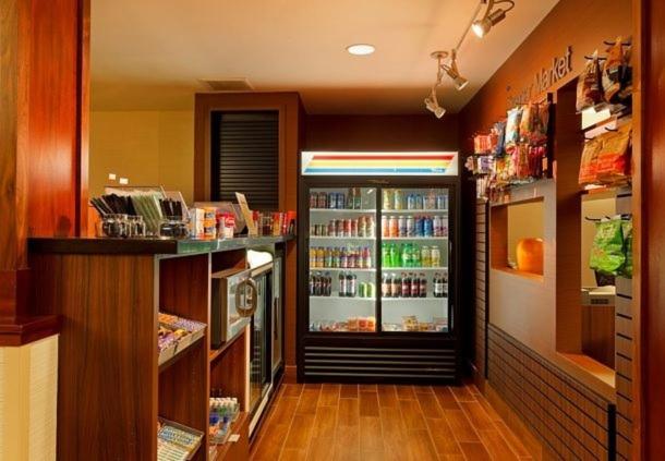 Fairfield Inn and Suites by Marriott Lake Oswego