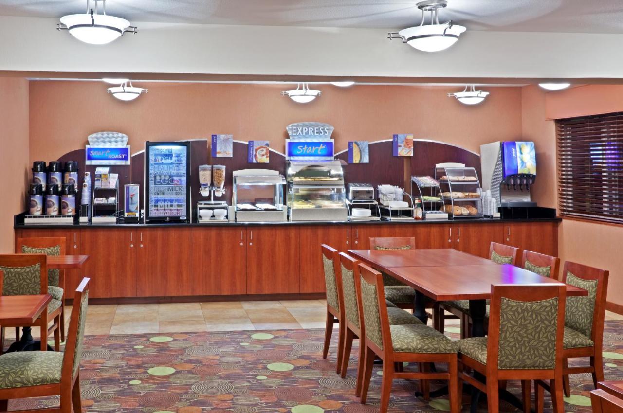 Holiday Inn Express Portland South - Lake Oswego